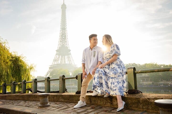 Bir-Hakeim bridge, Paris, Eiffel Tower