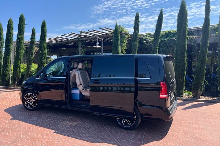 Nice Airport To Saint Tropez Premuin Van Transfers