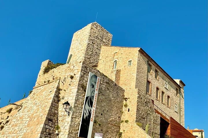 Antibes: Grimaldi castle and Picasso museum
