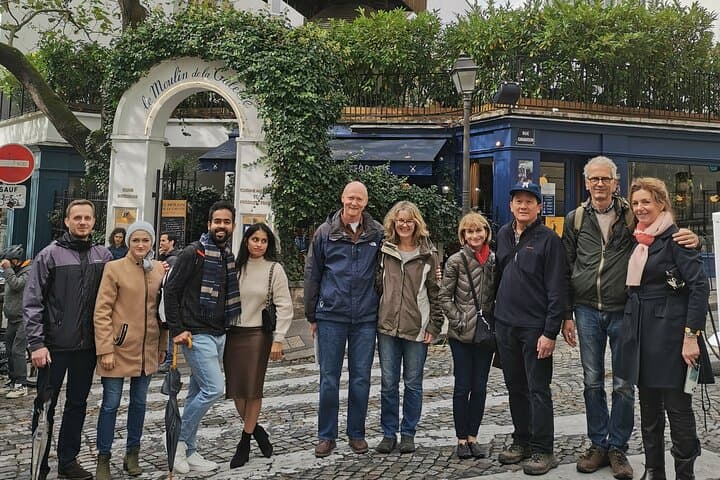 Montmartre & Sacré-Coeur Walking Tour with a Local Guide