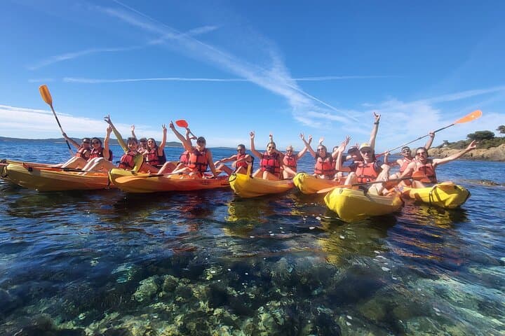 Hyeres Shared Group Kayaking Tour with Guide