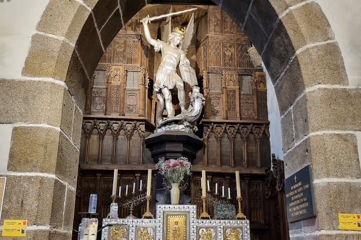Mont Saint Michel recounted 2-hour guided walking tour