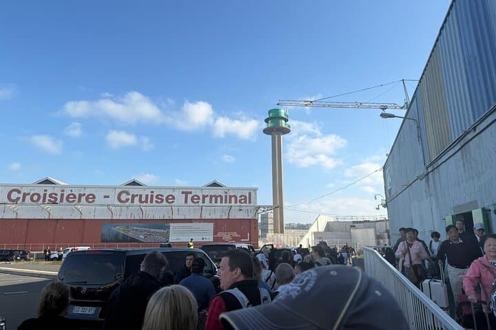 private transfer from Le Havre cruise port to Paris