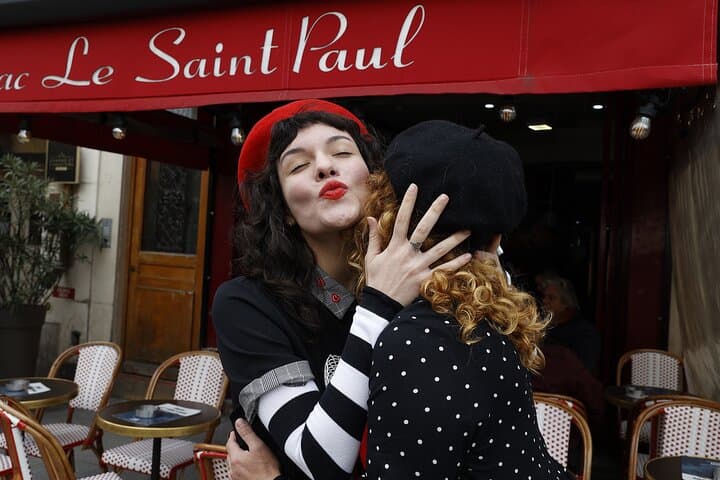 Eco Friendly Parisian Photoshoot