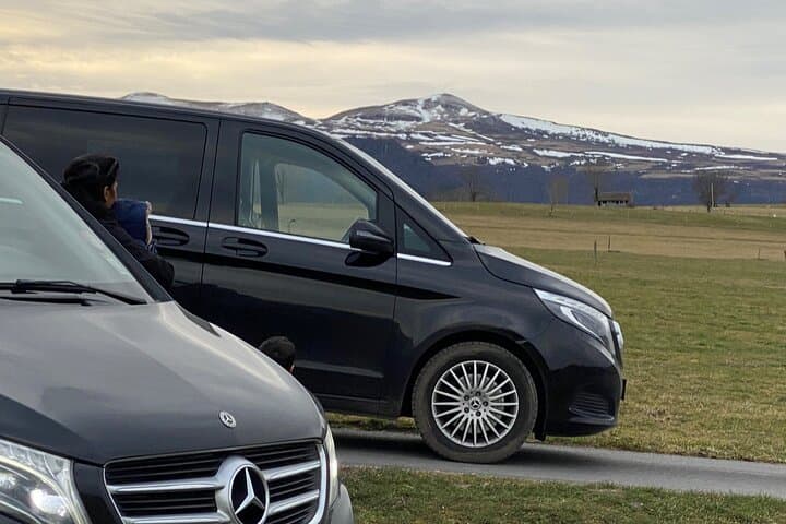 Luxury Private Transfers in Paris Airport