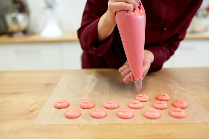 Fun Macaron Baking and Painting Class With Local Chef in Paris