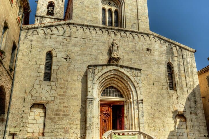 6 Hours Tour to Nice, Antibes, Grasse