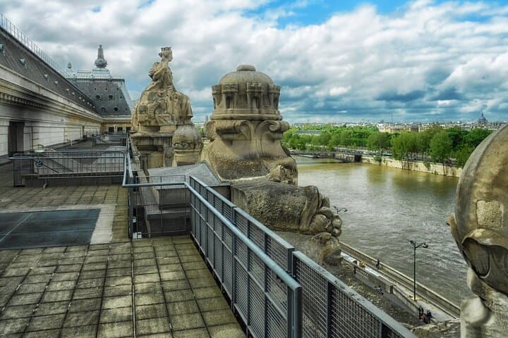 Private Tour of Musée d’Orsay with Round-Trip Transfers & Entry