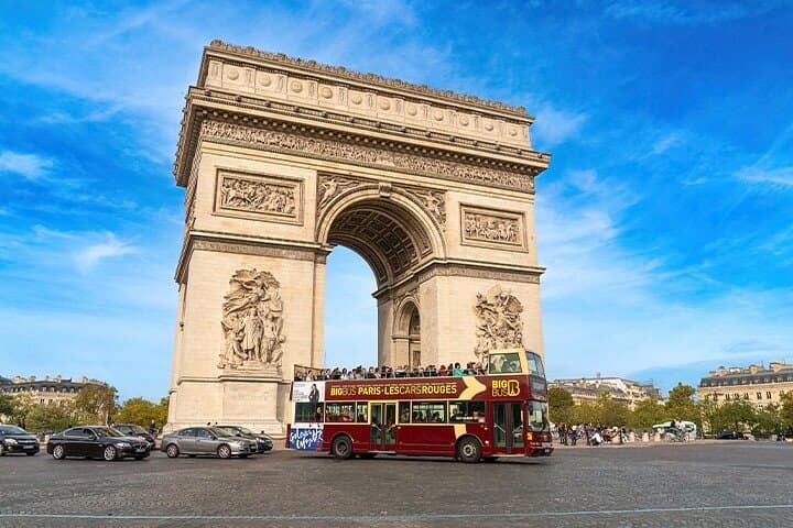 Paris MegaPass: Top Attractions & Seine Cruise