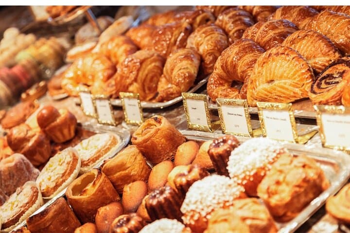 Paris: Taste of Montmartre Food Tour & Sacré-Cœur