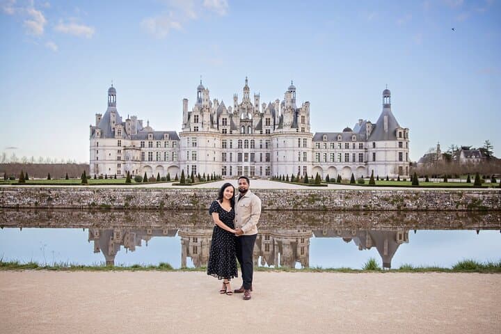 Have your photos taken in the gardens around Chambord castle!