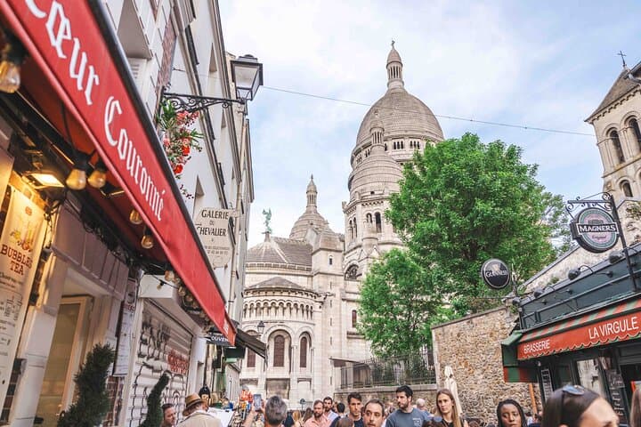Montmartre Walking Tour: Sacré-Cœur, Hidden Gems, Panoramic Views