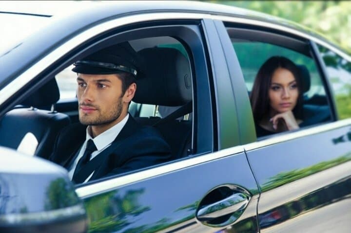 Private Transfer CDG & Orly ↔ Paris & Disneyland | Meet & Greet