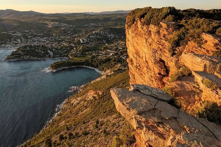 Private Tour From Marseille to Cap Canaille and Saint Tropez