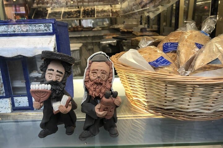 Historic Jewish Quarter Walk in Paris
