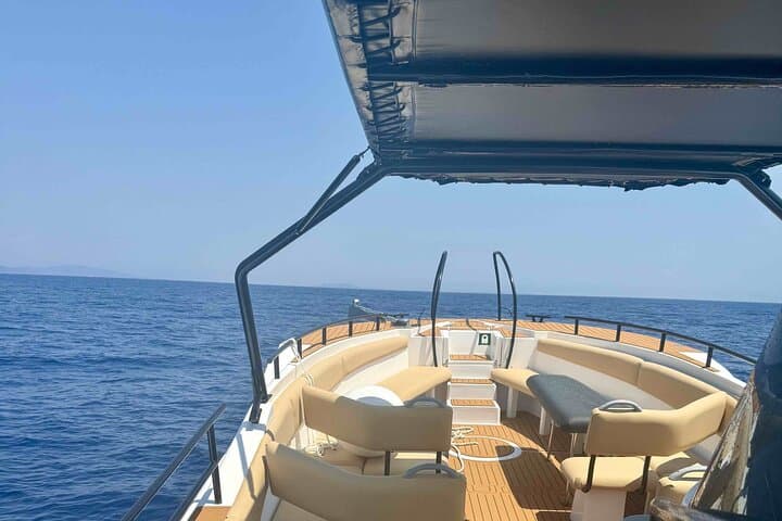 Depart Saint Raphaël: Meet the Dolphins