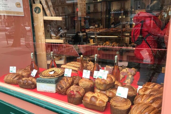 Breakfast in Paris Artisanal Pastry Walking Tour