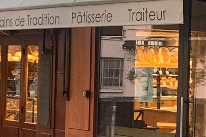 Breakfast in Paris Artisanal Pastry Walking Tour