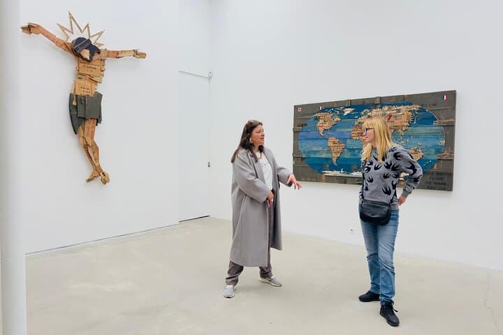 Unconventional Paris: Marais Art Galleries &Graffiti Walking Tour