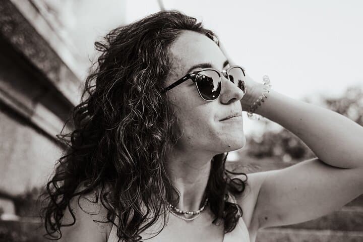 Photo Shooting in Bordeaux Explore the city with a photographer