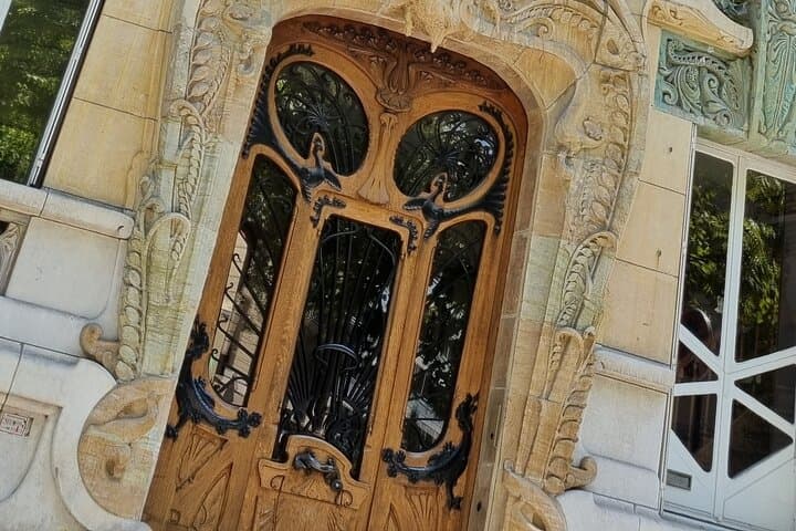 Art Nouveau.
