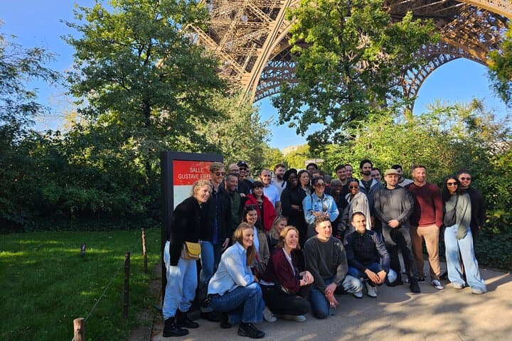 Eiffel Tower Lift Reserved Access Top or 2nd Floor -Max 10guests.