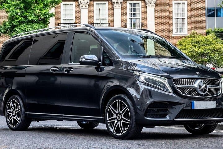Private Airport Transfers in Paris