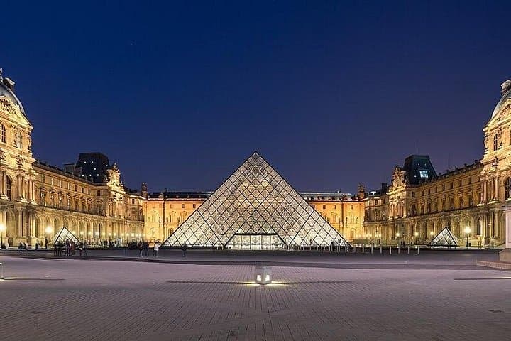 Paris: Louvre Museum Mona Lisa & Highlights Guided Tour