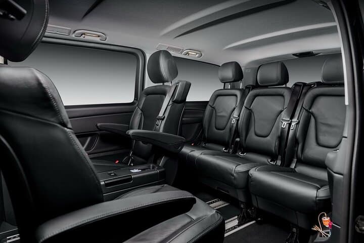 Private Departure Transfer from Paris to CDG, ORLY, BVA Airports