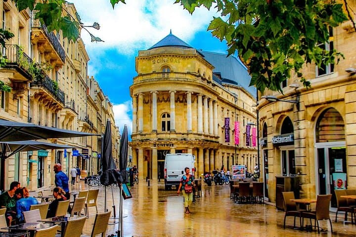 Bordeaux: Age of Enlightenment & Revolution Private Tour