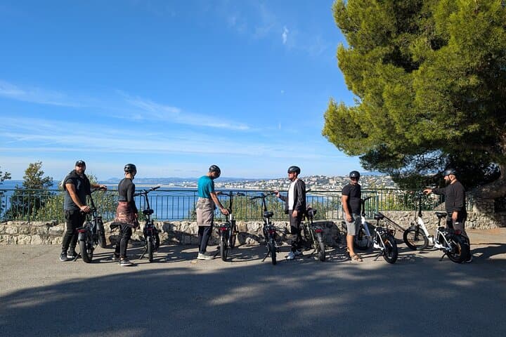 Guided tour of Nice by electric bike