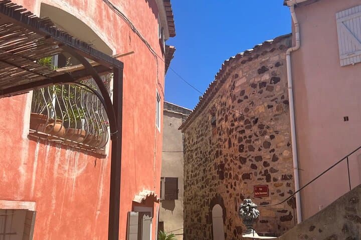 Venos, Bandol and Cassis, Tasting and Provencal Discovery