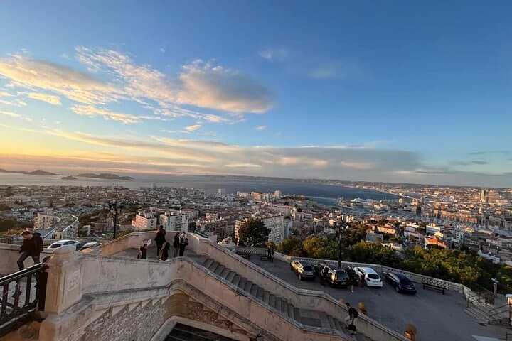 Marseille Allauch between tradition history and nature
