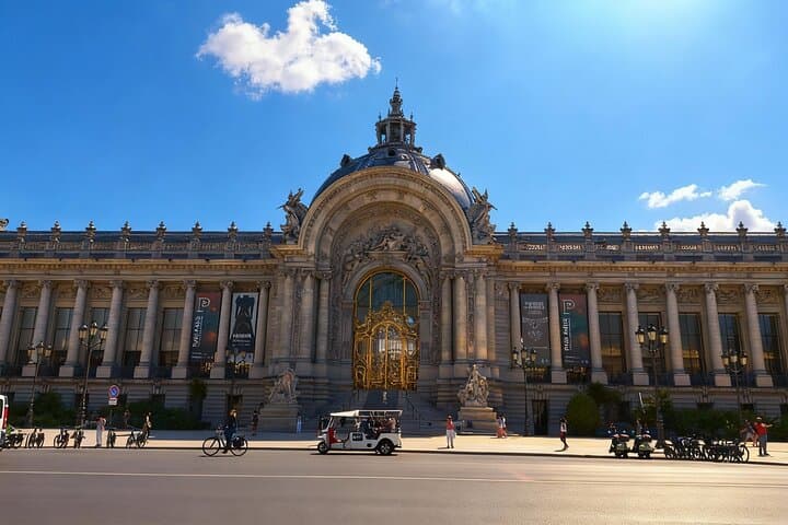 Paris Signature Tour: Half Day Highlights