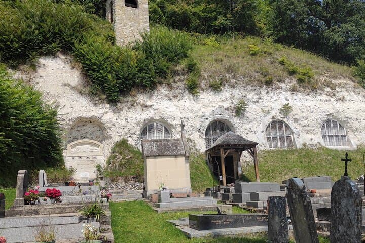 Bike tour between La Roche-Guyon and Giverny
