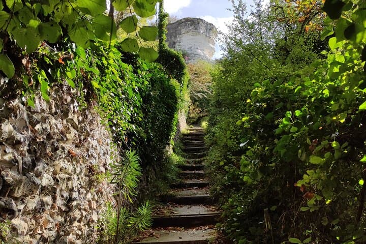 Bike tour between La Roche-Guyon and Giverny