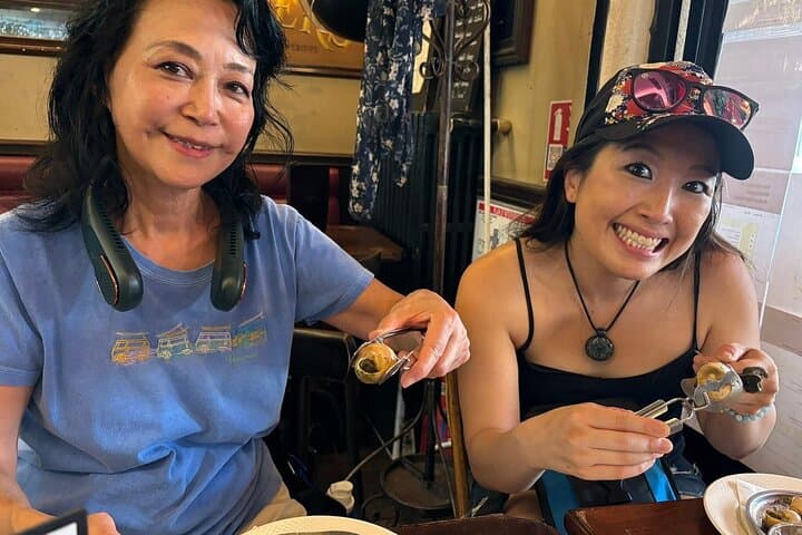 Le Marais Food and Wine Tour - French Gourmet Tastings