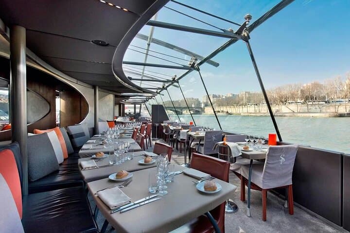 Bateaux Parisiens Seine River Lunch Cruise with French Menu