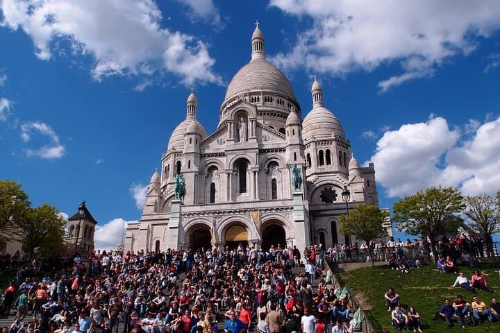 Private transfer one way Paris to DE Airports CDG or ORLY