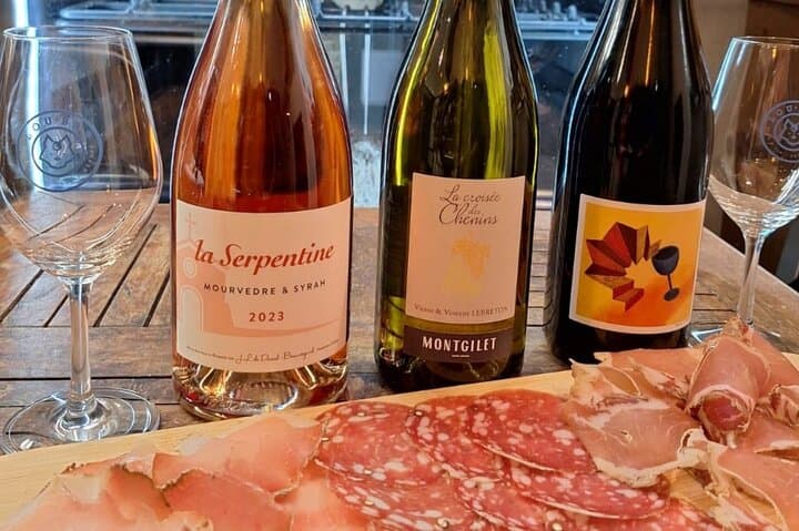 Tasting of 3 local wines with French charcuterie