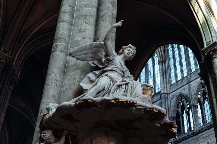 Amiens Cathedral Tour Audio Guide with Mobile App