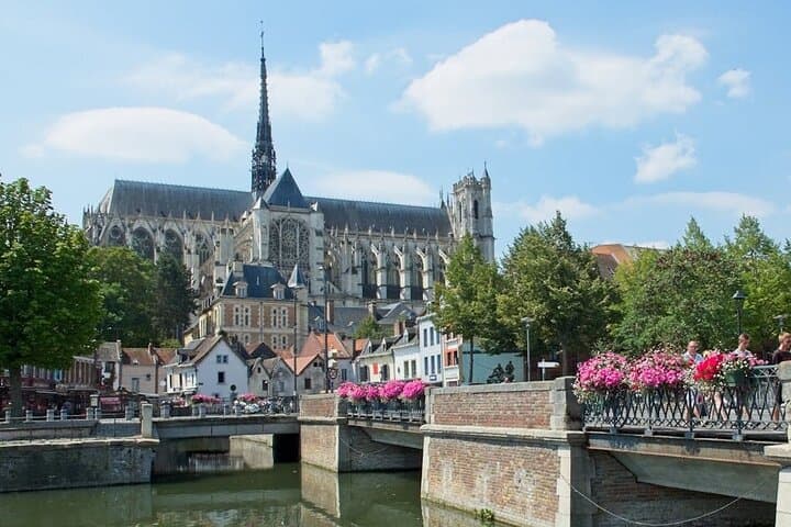 Amiens Cathedral Tour Audio Guide with Mobile App