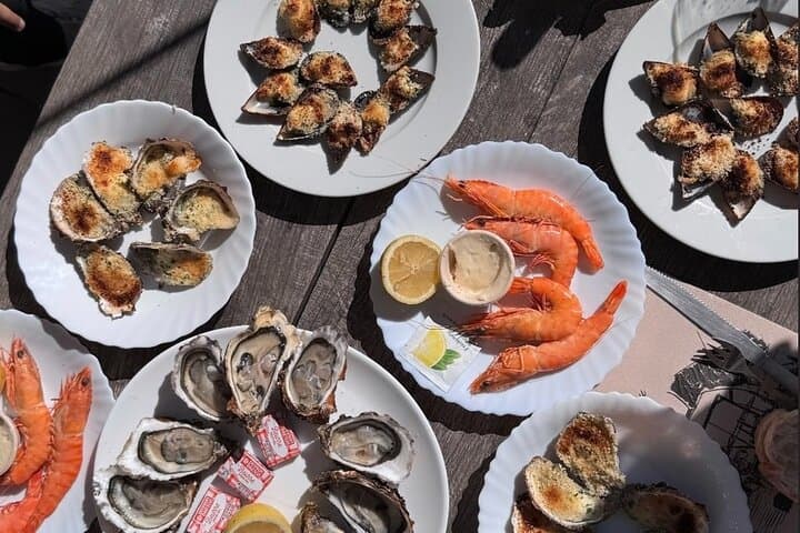 Excursion to Sète Fishing and oyster district