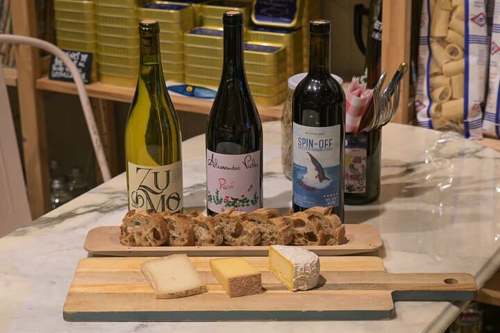 Discover our Terroirs and Tasting Cheese and Wine