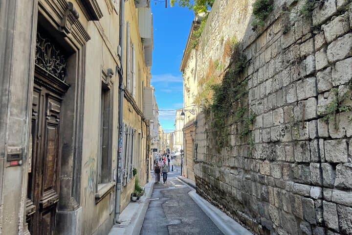 Arles