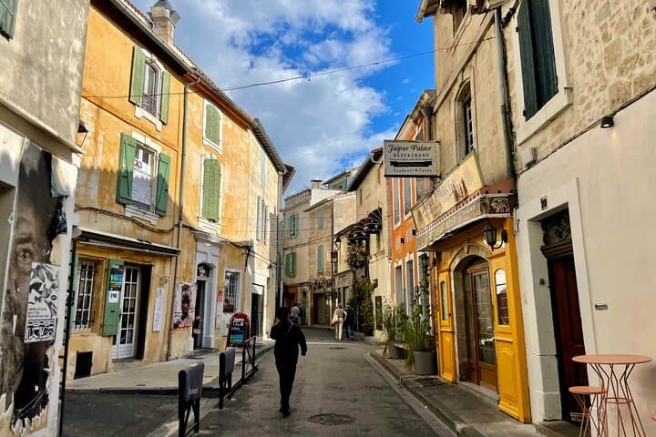 Arles