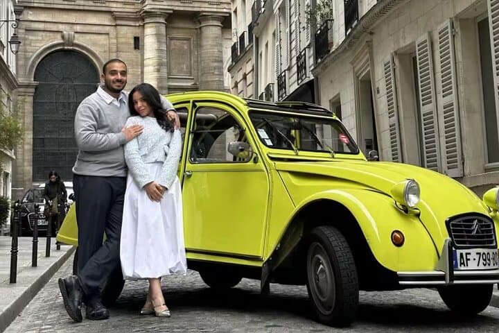 Secret Left Bank: Private 2CV Tour through Historic Paris