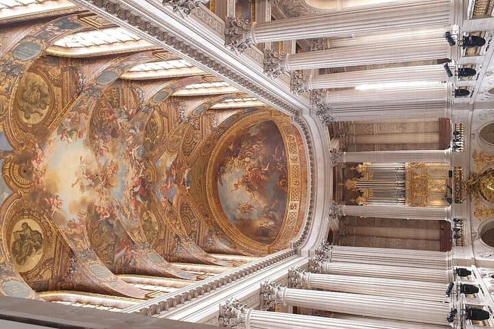 Self Guided Tour to the Versailles with Timed Passport Ticket