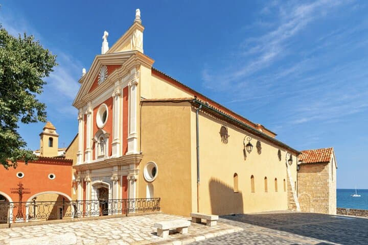 Private Half Day Tour Antibes and Cannes Exclusive
