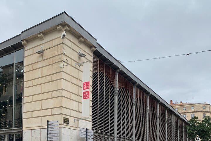 Halles Castellane: The historic former Covered Point of Sale, emblem of downtown trade.